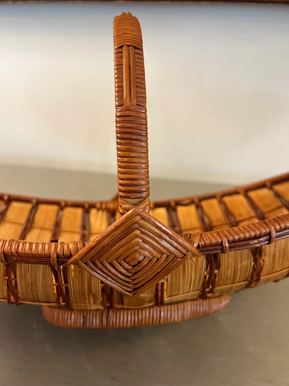 Vintage Japanese Ikebana Boat Basket Hand Woven Eye Of God Flowers Bread Fruit